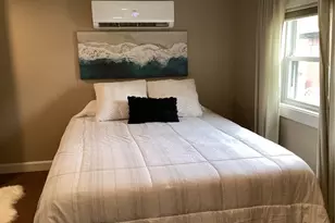 135 Namquid Dr, Warwick, RI 02888 - Photo 32