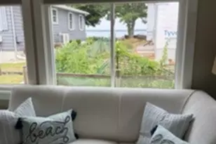 135 Namquid Dr, Warwick, RI 02888 - Photo 36