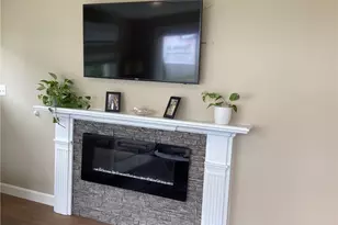 135 Namquid Dr, Warwick, RI 02888 - Photo 22