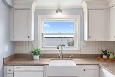 15 Shore Drive, Barrington, RI 02806 - Photo 10