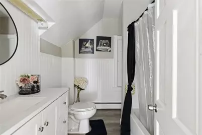 27 Hemlock Avenue, Cranston, RI 02910 - Photo 18
