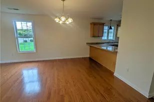 3105 Village Green Cir, Coventry, RI 02816 - Photo 6