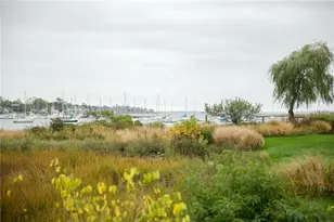 126 Riverside Dr, East Providence, RI 02915 - Photo 4