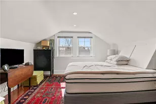 123 Beacon St, Middletown, RI 02842 - Photo 20