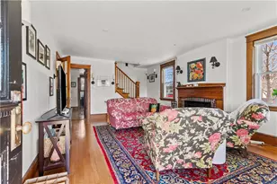 123 Beacon St, Middletown, RI 02842 - Photo 2