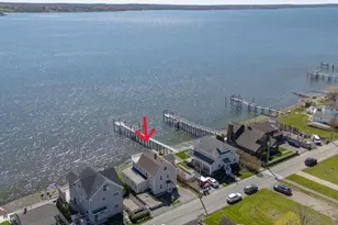 38 Aquidneck Ave, Portsmouth, RI 02871 - Photo 32