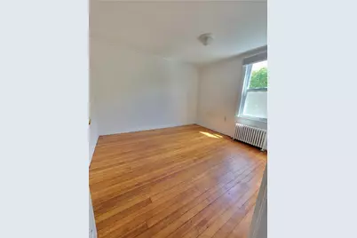 38 Aquidneck Avenue, Portsmouth, RI 02871 - Photo 18
