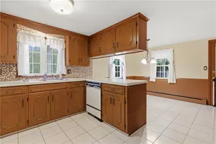 2 High Ridge Dr, Cumberland, RI 02864 - Photo 16