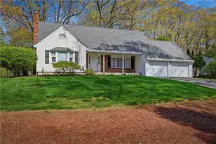 2 High Ridge Dr, Cumberland, RI 02864 - Photo 4