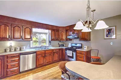 120 Grange Avenue, Woonsocket, RI 02895 - Photo 12