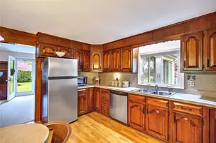 120 Grange Ave, Woonsocket, RI 02895 - Photo 14