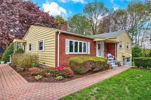 120 Grange Ave, Woonsocket, RI 02895 - Photo 4