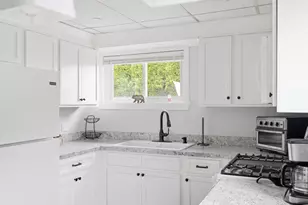 5 Benjamin St, Westerly, RI 02891 - Photo 16