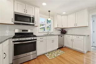 100 Hope St, East Providence, RI 02916 - Photo 14