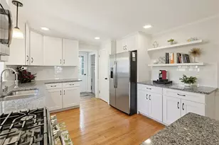100 Hope St, East Providence, RI 02916 - Photo 18