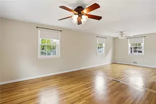 135 Red Chimney Dr, Warwick, RI 02886 - Photo 24