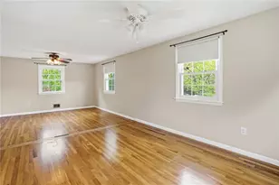 135 Red Chimney Dr, Warwick, RI 02886 - Photo 28