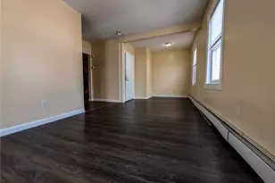 278 Sayles St, Providence, RI 02905 - Photo 12