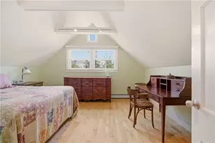 64 Lawndale Dr, Warwick, RI 02818 - Photo 22