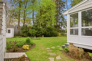 64 Lawndale Dr, Warwick, RI 02818 - Photo 40
