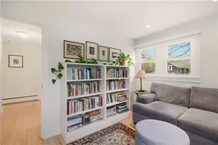 64 Lawndale Dr, Warwick, RI 02818 - Photo 20