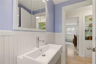 64 Lawndale Dr, Warwick, RI 02818 - Photo 16