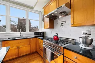 150 Albert Ave, Cranston, RI 02905 - Photo 18