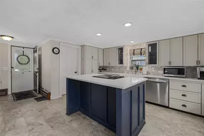 19 Prospect Street, Lincoln, RI 02838 - Photo 6