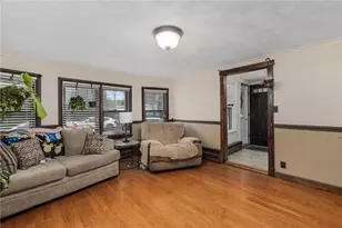 19 Prospect St, Lincoln, RI 02838 - Photo 10