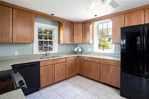 6 Miles Ave, Tiverton, RI 02878 - Photo 6