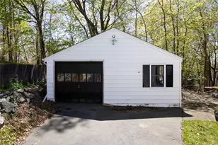 6 Miles Ave, Tiverton, RI 02878 - Photo 6