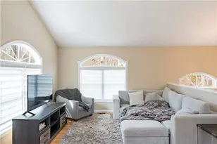 25 Belfield Dr, Johnston, RI 02919 - Photo 12