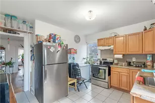 56 Oakland Ave, Cranston, RI 02910 - Photo 12