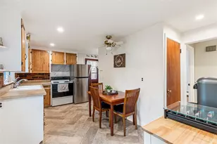 48 Barker St, Warwick, RI 02888 - Photo 12