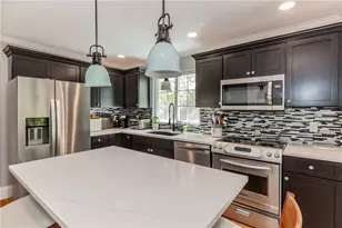 50 Searle Ave, Cranston, RI 02920 - Photo 16