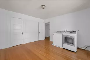 289 Wayland Ave, Providence, RI 02906 - Photo 36