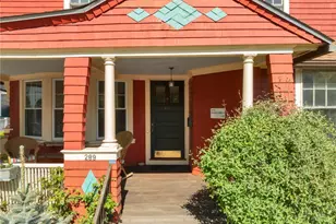 289 Wayland Ave, Providence, RI 02906 - Photo 4