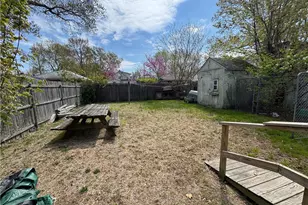 68 Uncas St, Warwick, RI 02889 - Photo 4