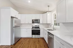 52 Mockingbird Dr, Exeter, RI 02822 - Photo 2