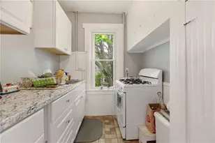14 Kimball Ave, Pawtucket, RI 02860 - Photo 6