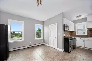 8 Eaton St, Providence, RI 02908 - Photo 12