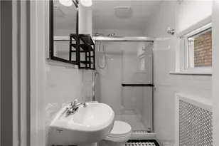 5 Howard St, Newport, RI 02840 - Photo 20