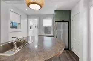 5 Howard St, Newport, RI 02840 - Photo 12