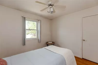 5 Standish Avenue, North Providence, RI 02911 - Photo 18