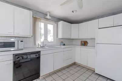 5 Standish Avenue, North Providence, RI 02911 - Photo 12