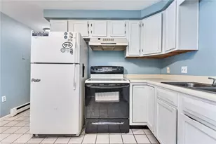 200 Post Rd, Warwick, RI 02888 - Photo 8