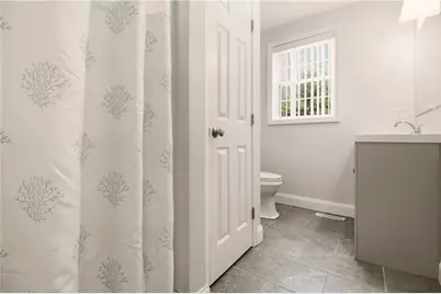 5 Village Road, Warren, RI 02885 - Photo 10