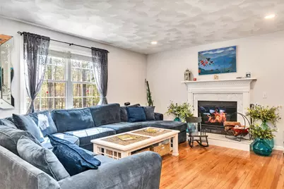 317 Windmill Drive, South Kingstown, RI 02879 - Photo 4