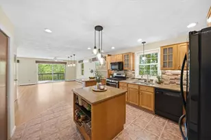 66 W Shore Dr, Exeter, RI 02822 - Photo 12