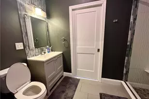 457 Douglas Ave, Providence, RI 02908 - Photo 22